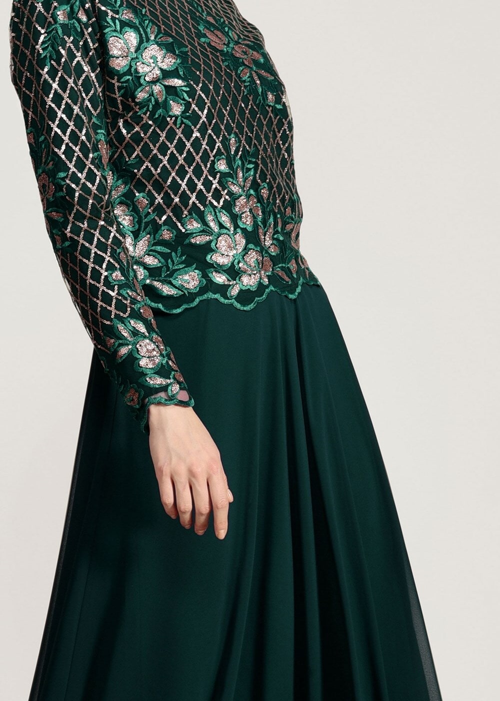 Vêtements hijab VERT ROBE DE SOIRÉE BRODÉE À PAILLETTES 2131