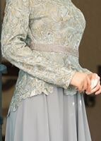 Tesettür giyim GRİ HAKİM YAKA GÜPÜRLÜ ABİYE ELBİSE 2497