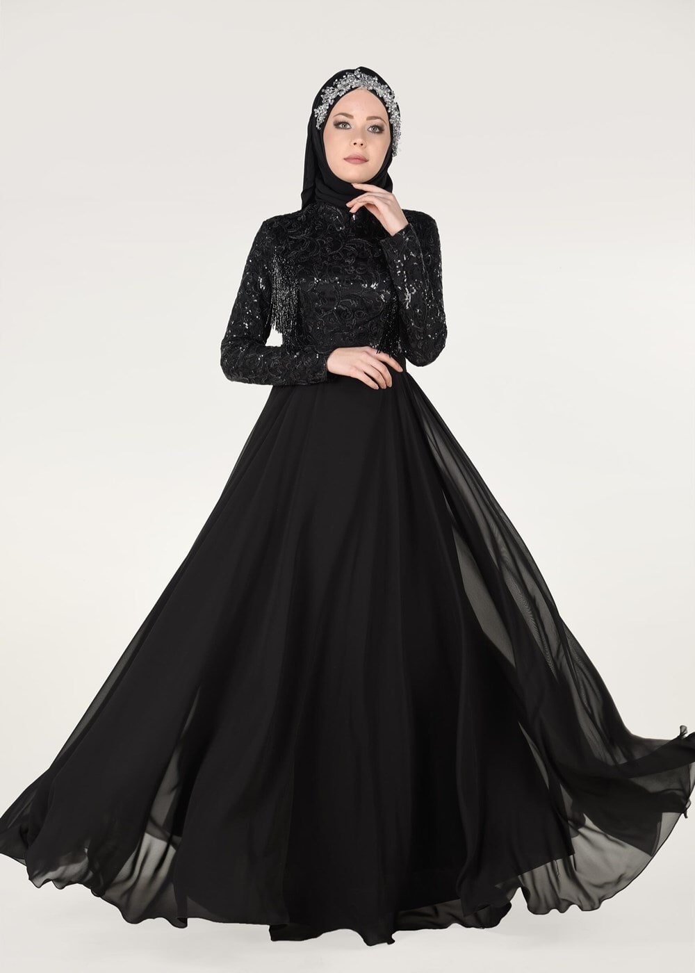 Tesettür giyim SİYAH HAKİM YAKA İŞLEMELİ ABİYE ELBİSE 4108