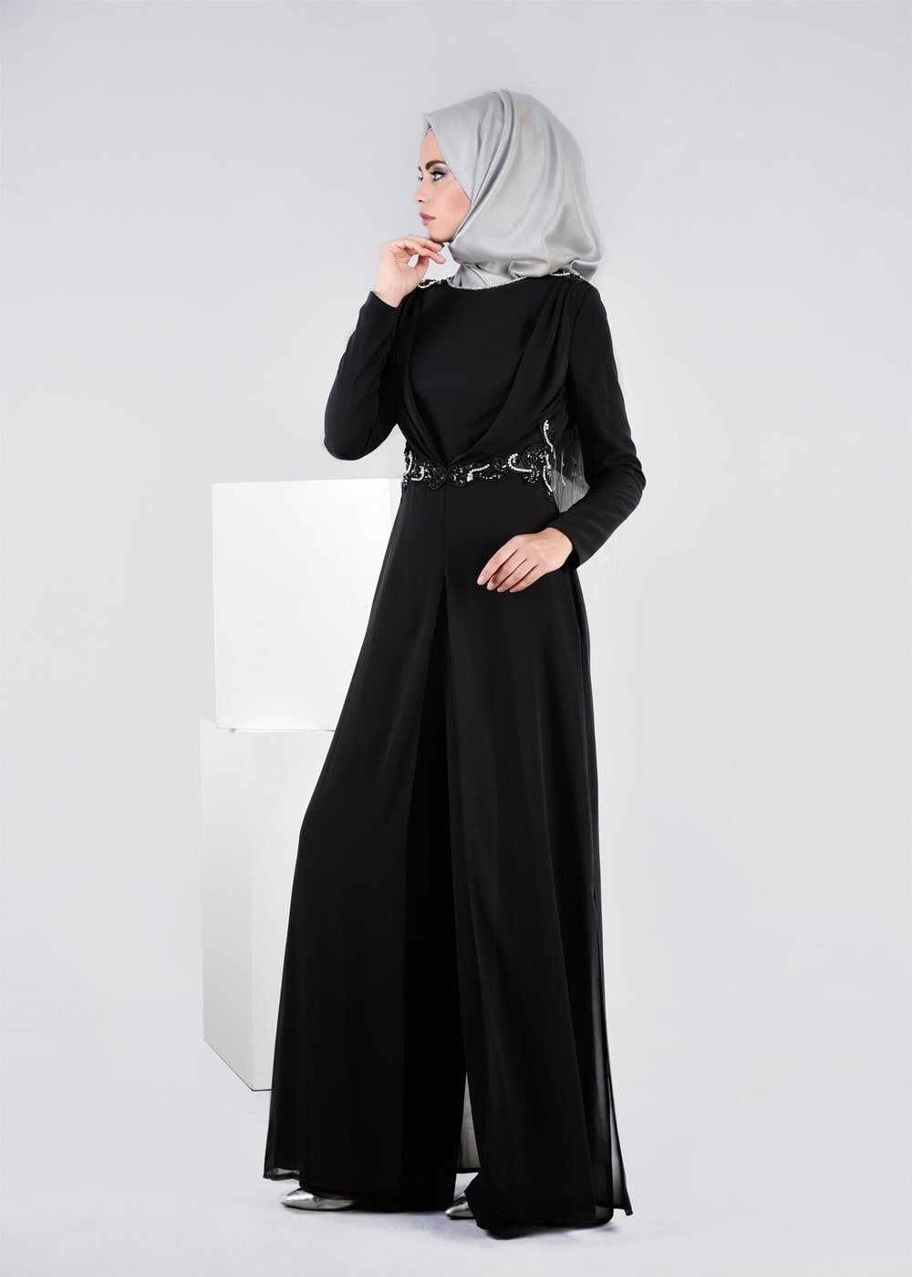 Tesettür giyim SİYAH İŞLEME DETAYLI ABİYE TULUM 5353 