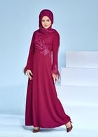Tesettür giyim MOR KOLLARI PÜSKÜLLÜ İŞLEMELİ ABİYE ELBİSE 5359 