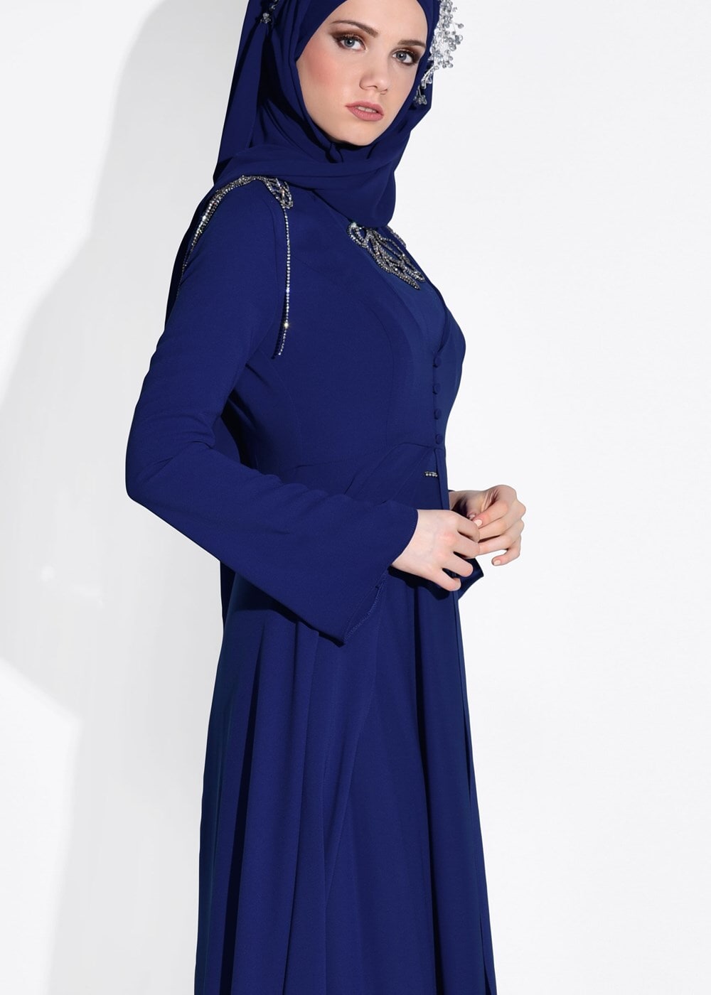 Tesettür giyim LACİVERT OMUZ VE YAKASI TAŞ DETAYLI 2&prime;Lİ ABİYE ELBİSE 5363 