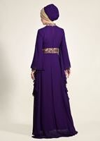 Tesettür giyim MOR KOLLARI VOLANLI HAKİM YAKA MULTİ ŞİFON ABİYE ELBİSE 5410