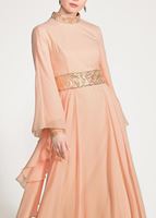 Tesettür giyim PEMBE KOLLARI VOLANLI HAKİM YAKA MULTİ ŞİFON ABİYE ELBİSE 5410