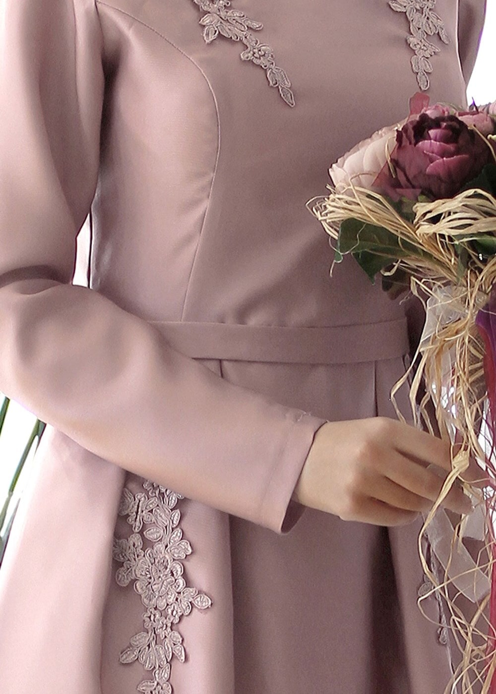 Vêtements hijab POUDRE ROBE DE SOIRÉE DÉTAILLÉE GUIPURE 7027