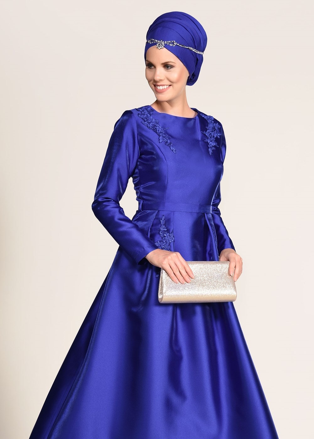 Vêtements hijab BLEU MARINE ROBE DE SOIRÉE DÉTAILLÉE GUIPURE 7027
