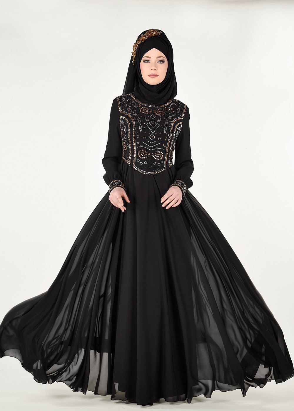 Tesettür giyim SİYAH İŞLEME DETAYLI ABİYE ELBİSE 7797 