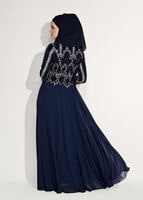 Tesettür giyim LACİVERT İŞLEMELİ ŞİFON ABİYE ELBİSE 8608