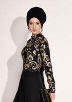 Tesettür giyim SİYAH HAKİM YAKA ÇİÇEK İŞLEMELİ ABİYE ELBİSE  9008 
