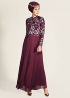 Tesettür giyim BORDO HAKİM YAKA ÇİÇEK İŞLEMELİ ABİYE ELBİSE  9008 