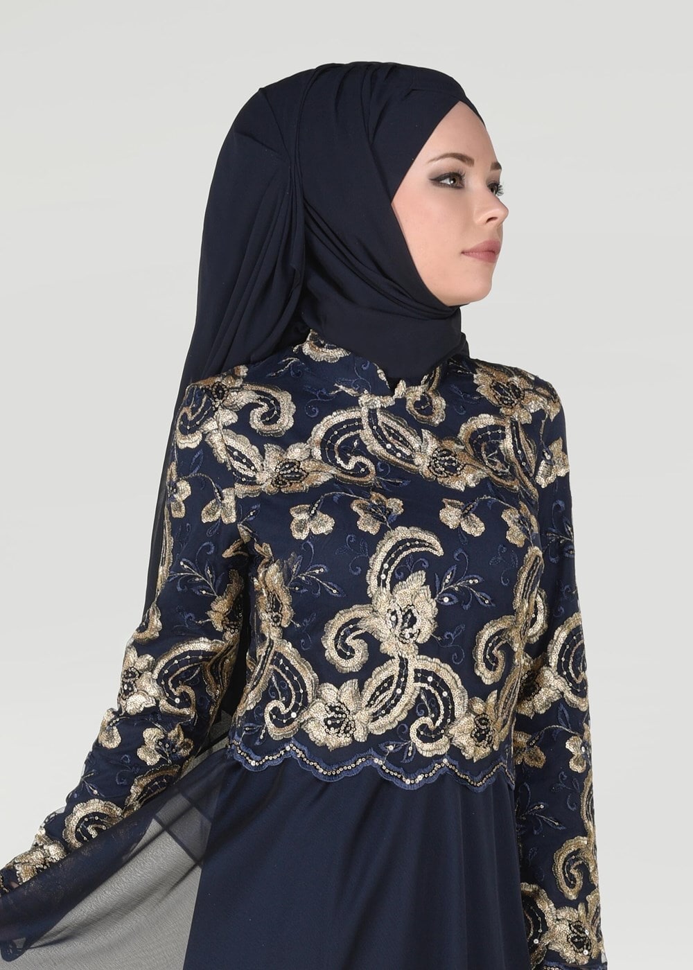 Tesettür giyim LACİVERT HAKİM YAKA ÇİÇEK İŞLEMELİ ABİYE ELBİSE  9008 