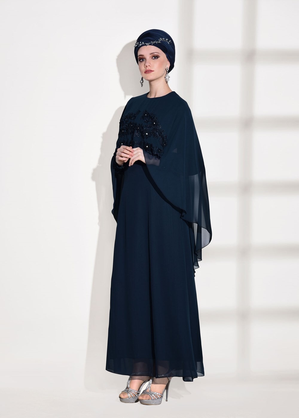 Tesettür giyim LACİVERT PELERİN DETAYLI ABİYE ELBİSE 9103