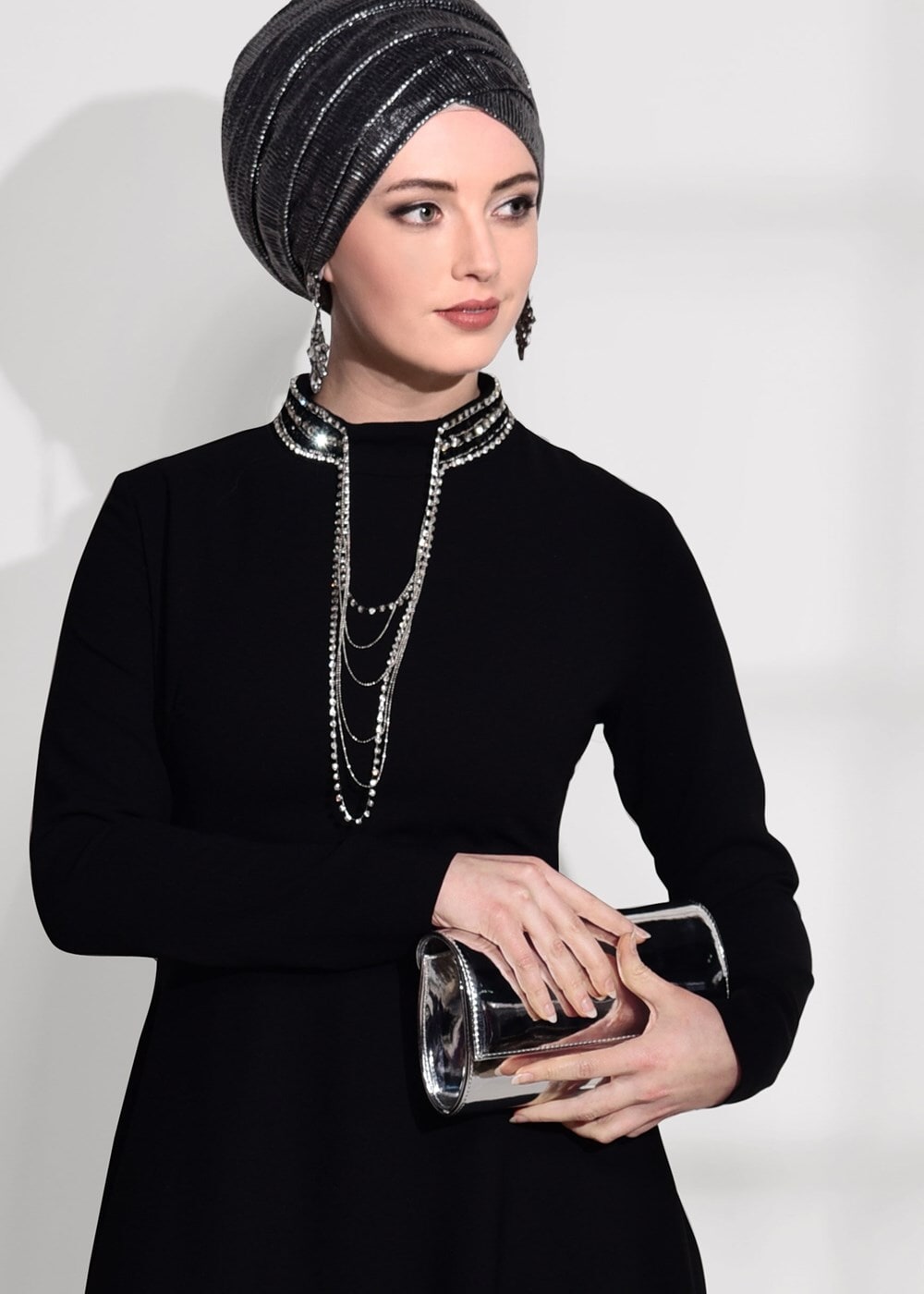 Vêtements hijab NOIR ROBE DE NUIT BRODÉE 9372