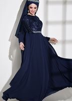 Tesettür giyim LACİVERT KOLLARI SİM SAÇAK DETAYLI ABİYE ELBİSE 9608 