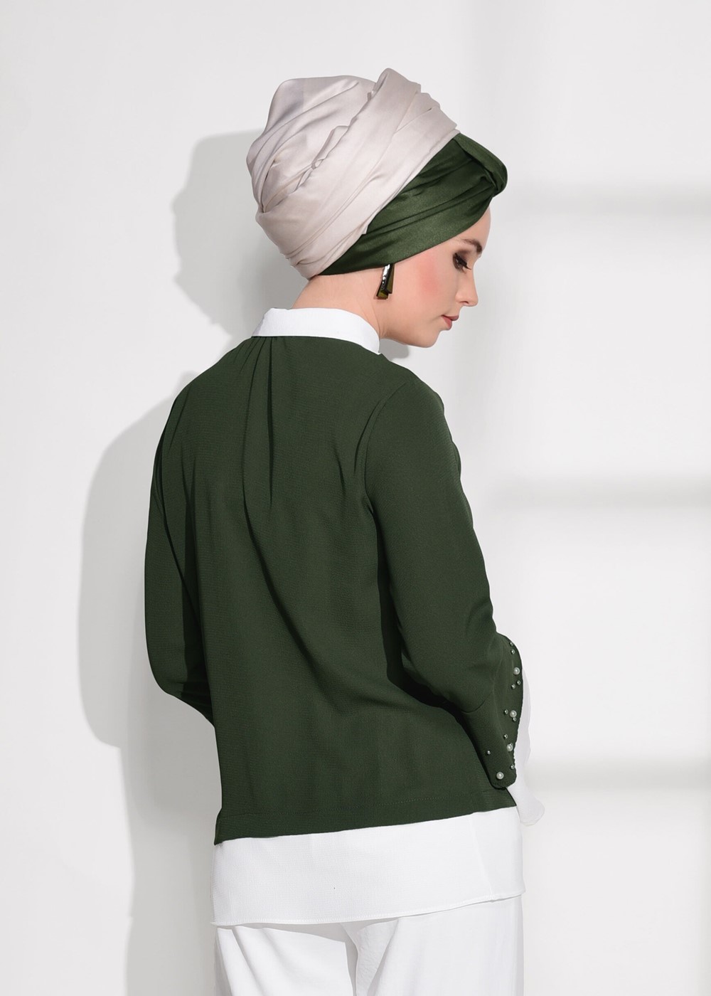 Vêtements hijab KAKI BLOUSE DÉTAIL PERLE 54508