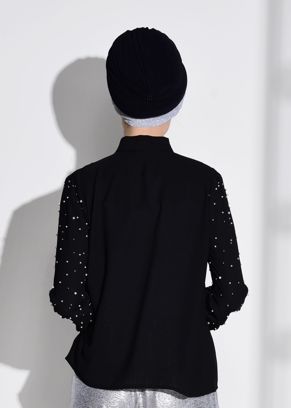 Tesettür giyim SİYAH KENDİNDEN FLARLI BONCUK İŞLEMELİ BLUZ 74261  