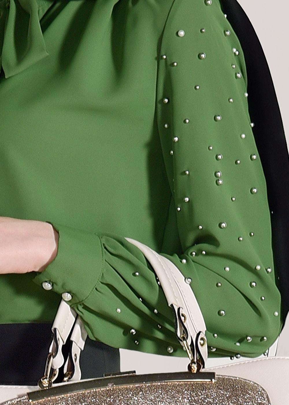 Tesettür giyim YEŞİL KENDİNDEN FLARLI BONCUK İŞLEMELİ BLUZ 74261  