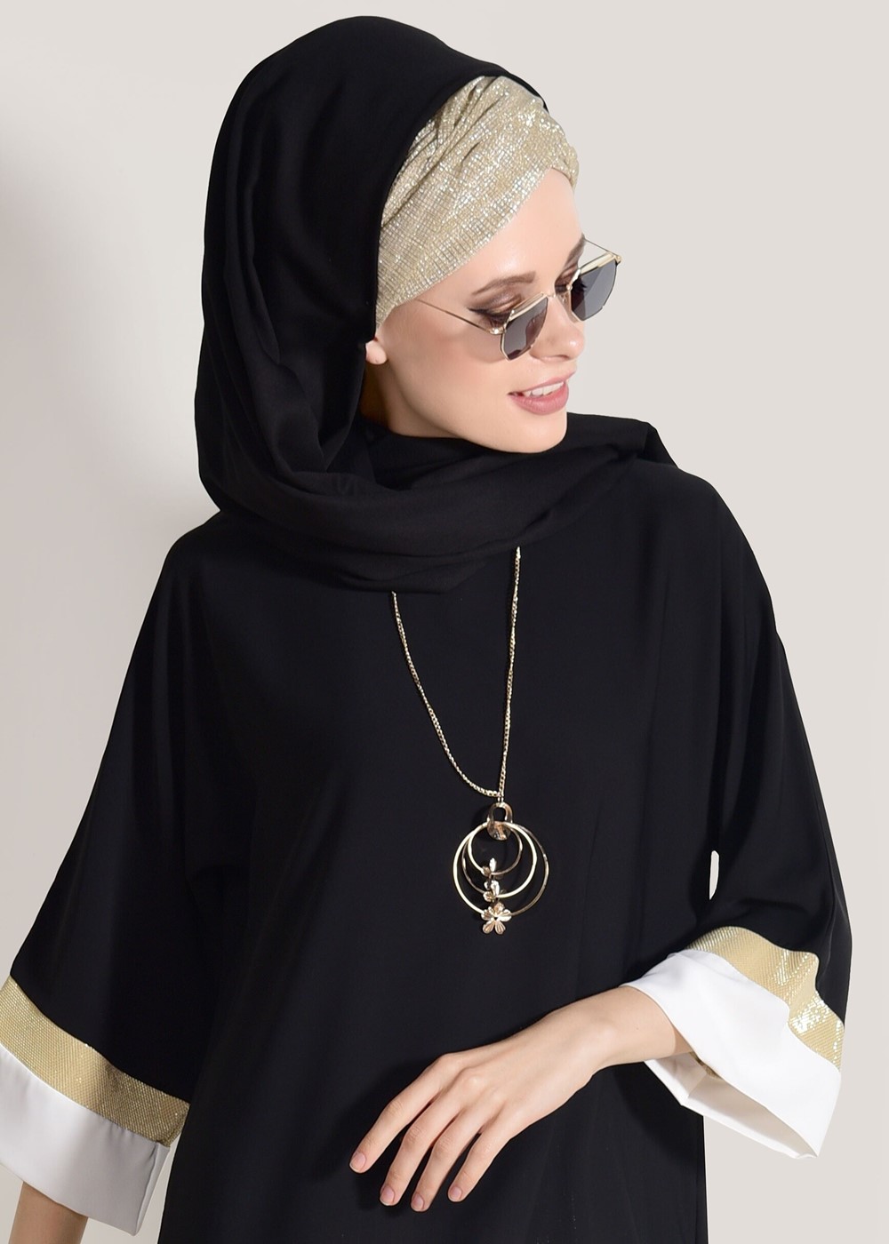 Tesettür giyim SİYAH SİM ŞERİT DETAYLI BLUZ 81233 