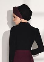 Tesettür giyim SİYAH GÜPÜR DETAYLI BEBE YAKA BLUZ 0207