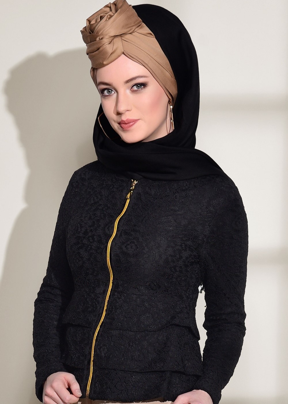 Vêtements hijab NOIR BLOUSE DÉTAILLÉE FERMETURE ÉCLAIR 612