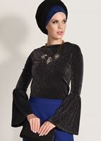 Tesettür giyim SİYAH T 1198 Mısra- Pilise Detaylı Bluz