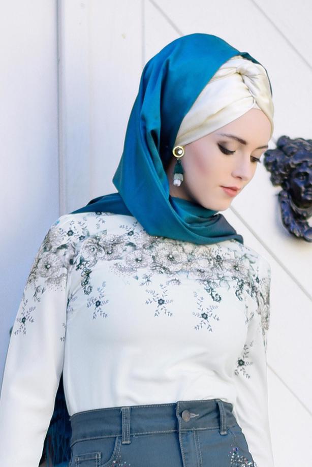 Tesettür giyim  ÇİÇEK DESENLİ BLUZ 1506  - TRENDTESETTÜR