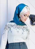 Tesettür giyim KREM ÇİÇEK DESENLİ BLUZ 1506 