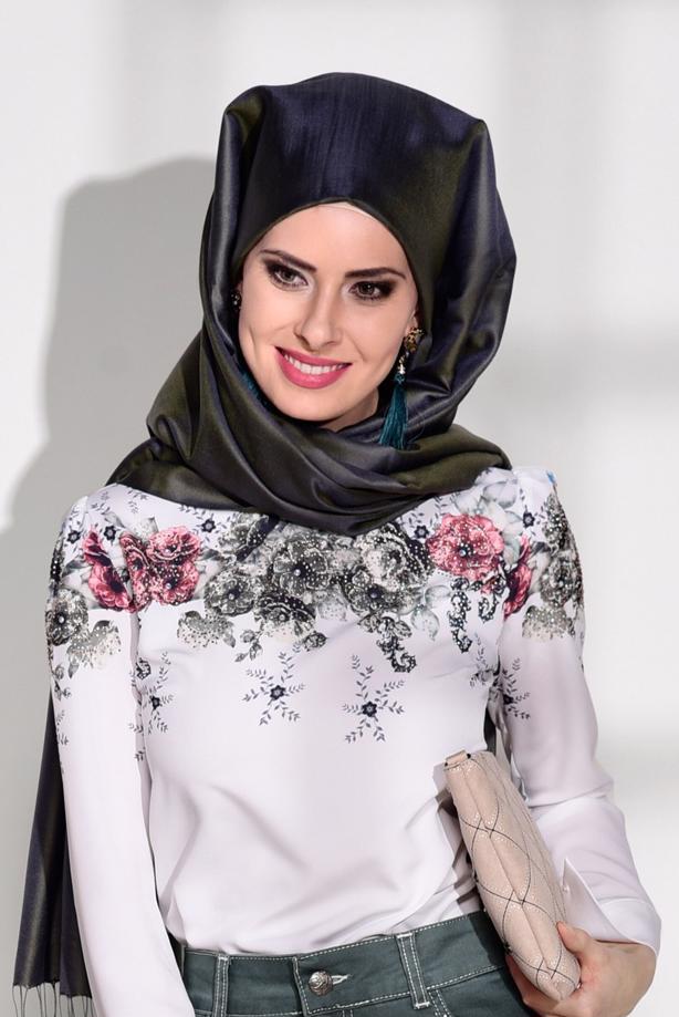 Tesettür giyim  ÇİÇEK DESENLİ BLUZ 1506  - TRENDTESETTÜR