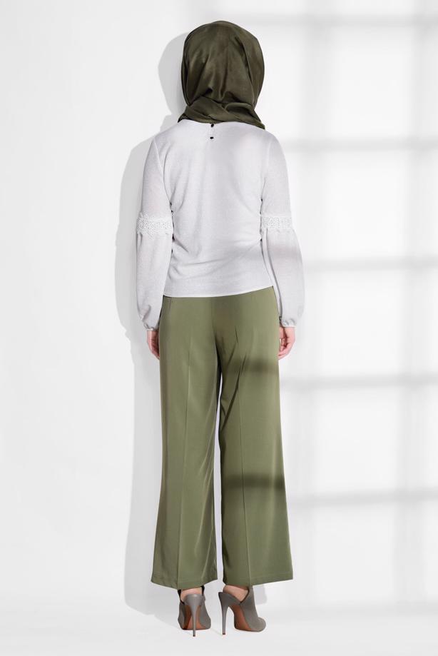 Tesettür giyim  GÜPÜR DETAYLI SİMLİ BLUZ 3208  - TRENDTESETTÜR