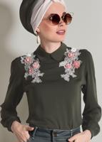 Tesettür giyim HAKİ ÜÇ BOYUTLU ÇİÇEK DETAYLI BLUZ 3808