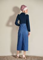 Tesettür giyim MAVİ ÜÇ BOYUTLU ÇİÇEK DETAYLI BLUZ 3808