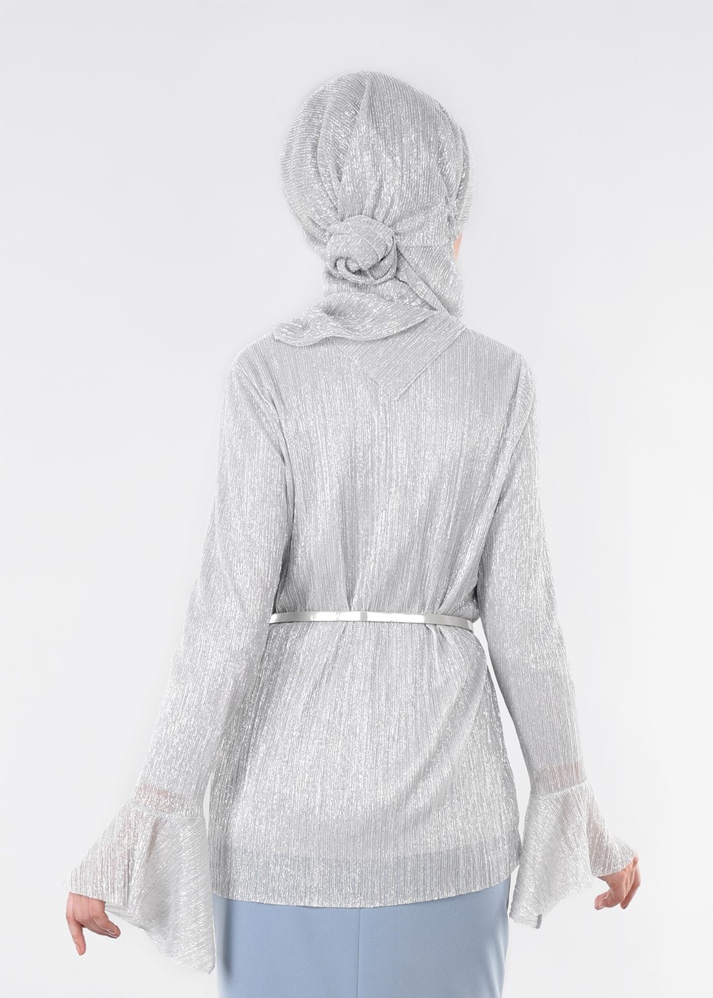 Tesettür giyim GÜMÜŞ KOLLARI VOLANLI SİMLİ BLUZ 4526