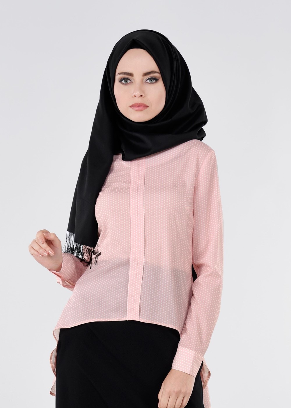 Tesettür giyim PUDRA PUANTİYELİ BLUZ 4543