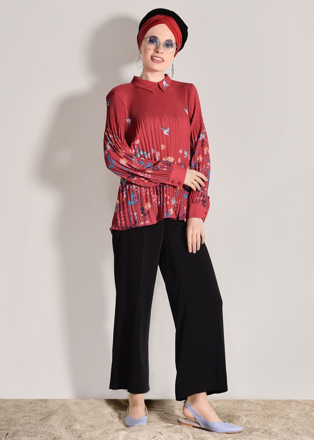 Tesettür giyim KAHVE PİLİSELİ BASKILI BLUZ 5198