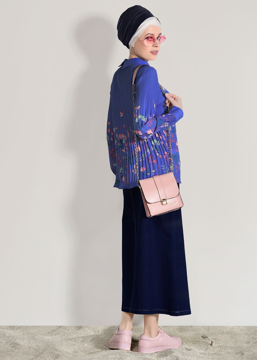 Tesettür giyim LACİVERT PİLİSELİ BASKILI BLUZ 5198