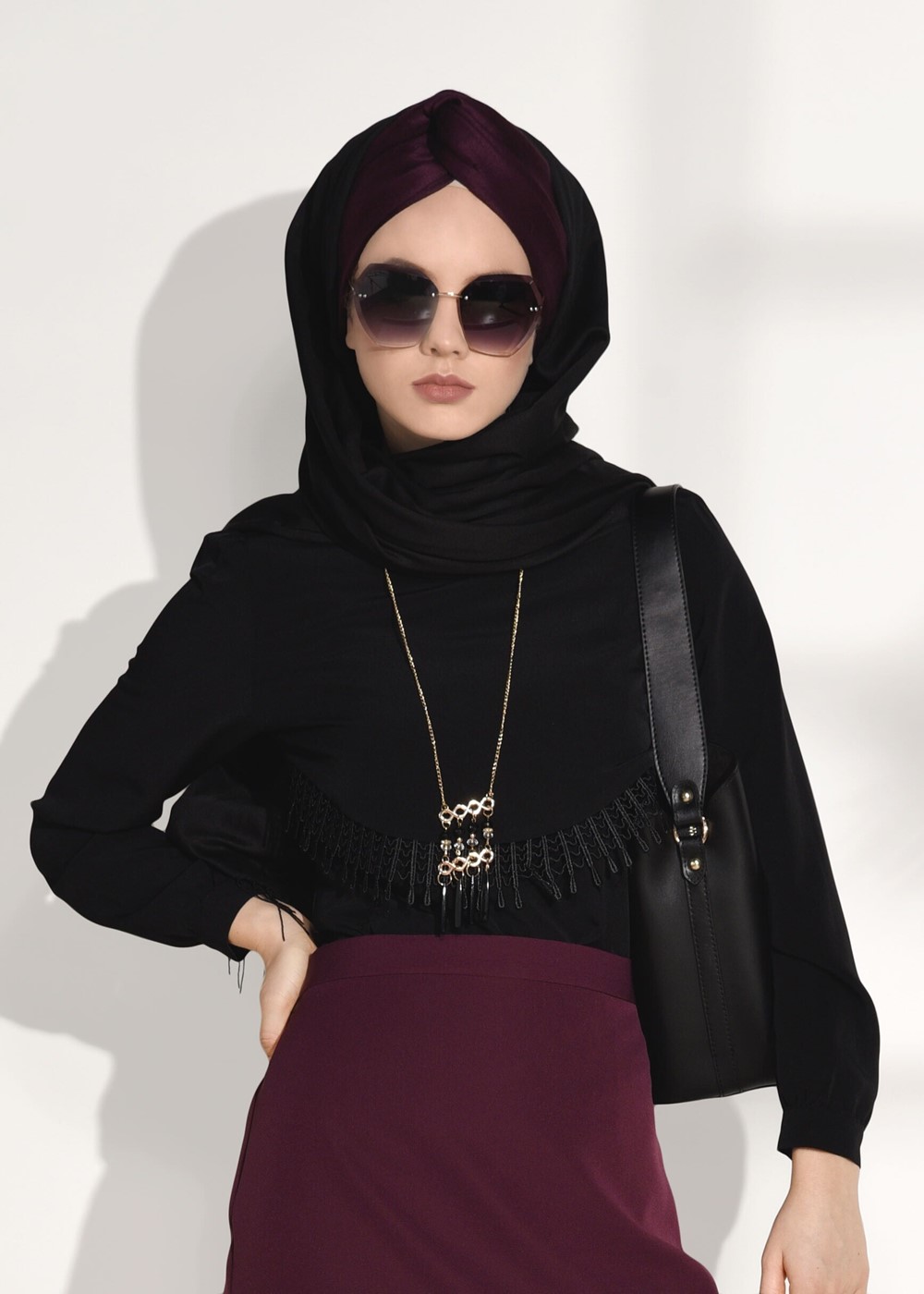 Tesettür giyim SİYAH DANTEL DETAYLI BLUZ 5207