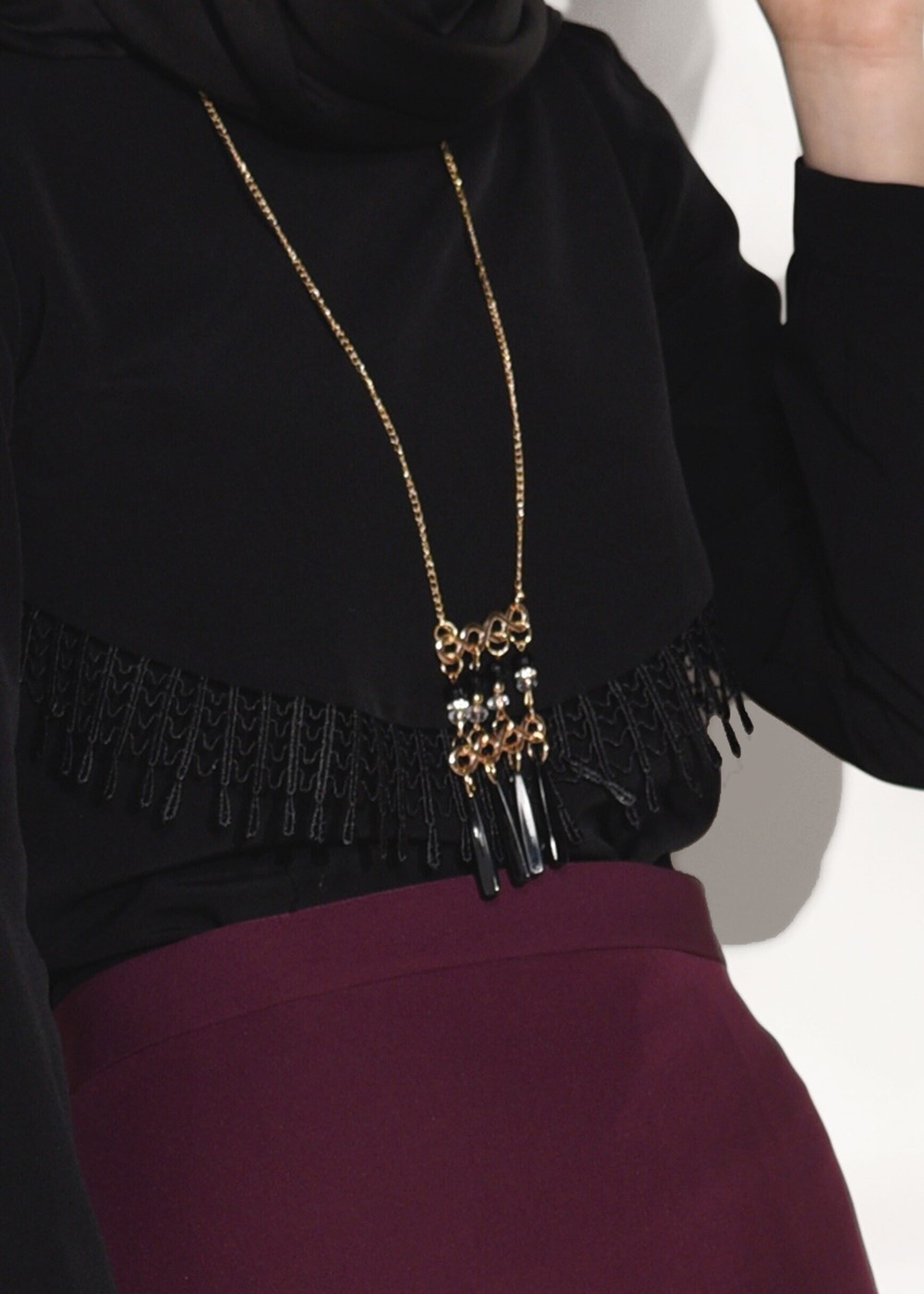 Tesettür giyim SİYAH DANTEL DETAYLI BLUZ 5207