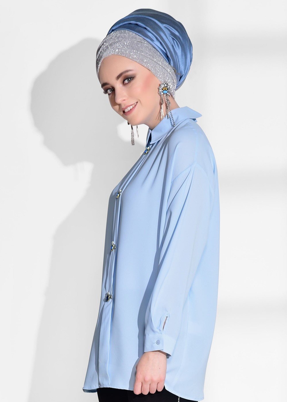 Tesettür giyim MAVİ T 6375 Asmiray- İşleme Detaylı Salaş Bluz