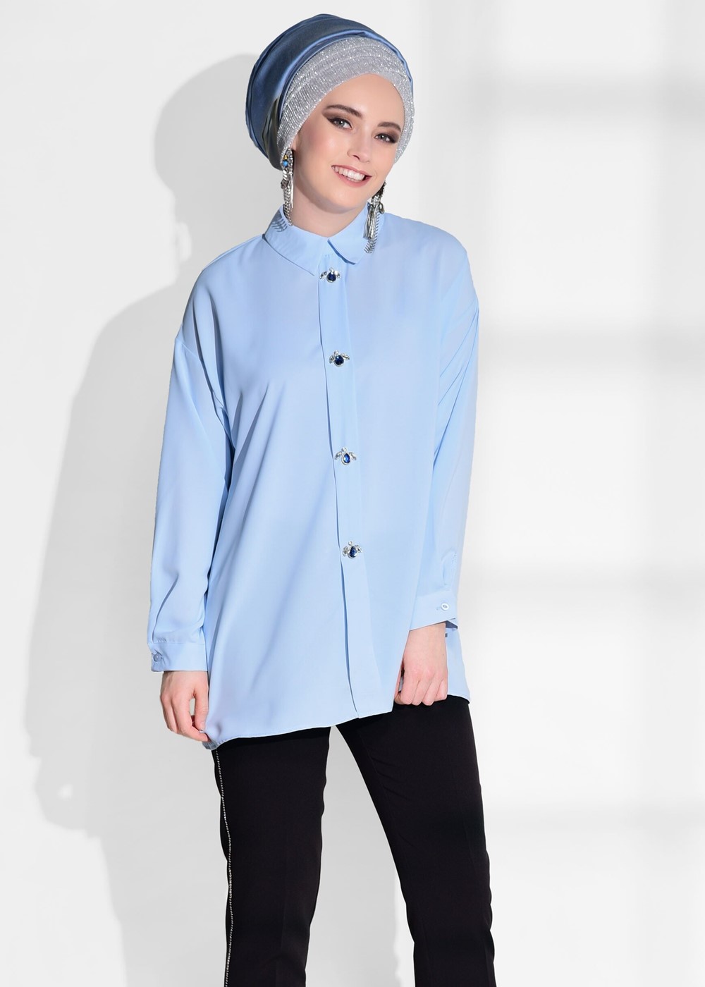 Tesettür giyim MAVİ T 6375 Asmiray- İşleme Detaylı Salaş Bluz