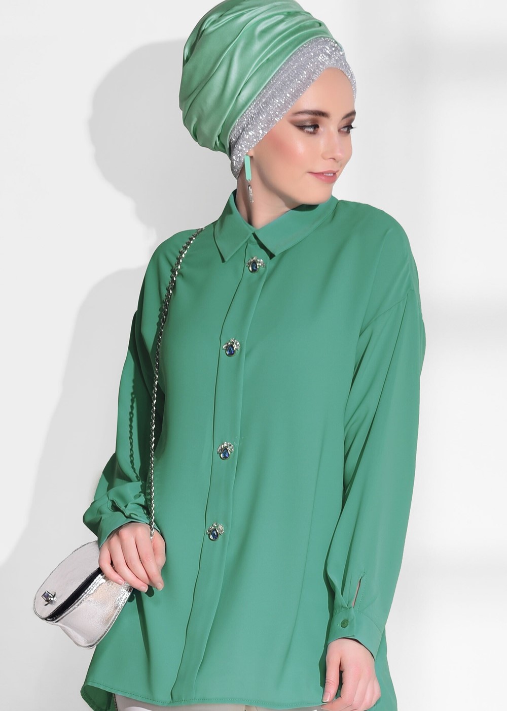 Tesettür giyim YEŞİL T 6375 Asmiray- İşleme Detaylı Salaş Bluz