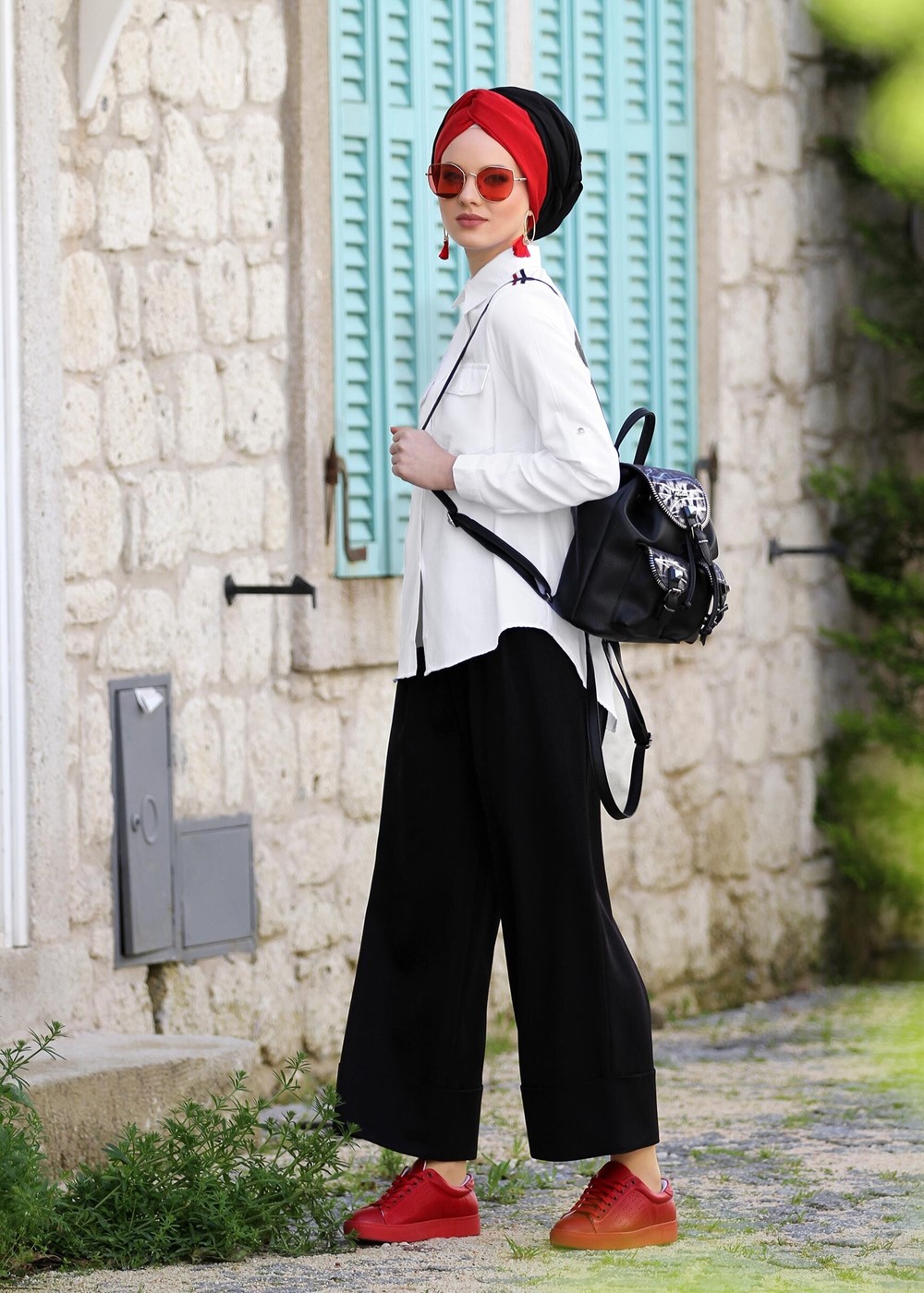 Tesettür giyim EKRU CEPLİ ŞERİT DETAYLI BLUZ 6524