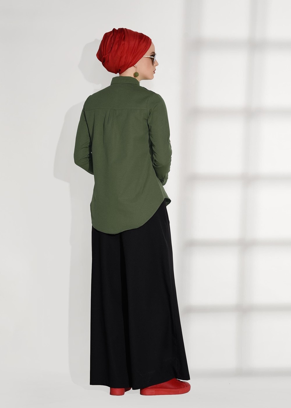 Tesettür giyim HAKİ CEPLİ ŞERİT DETAYLI BLUZ 6524