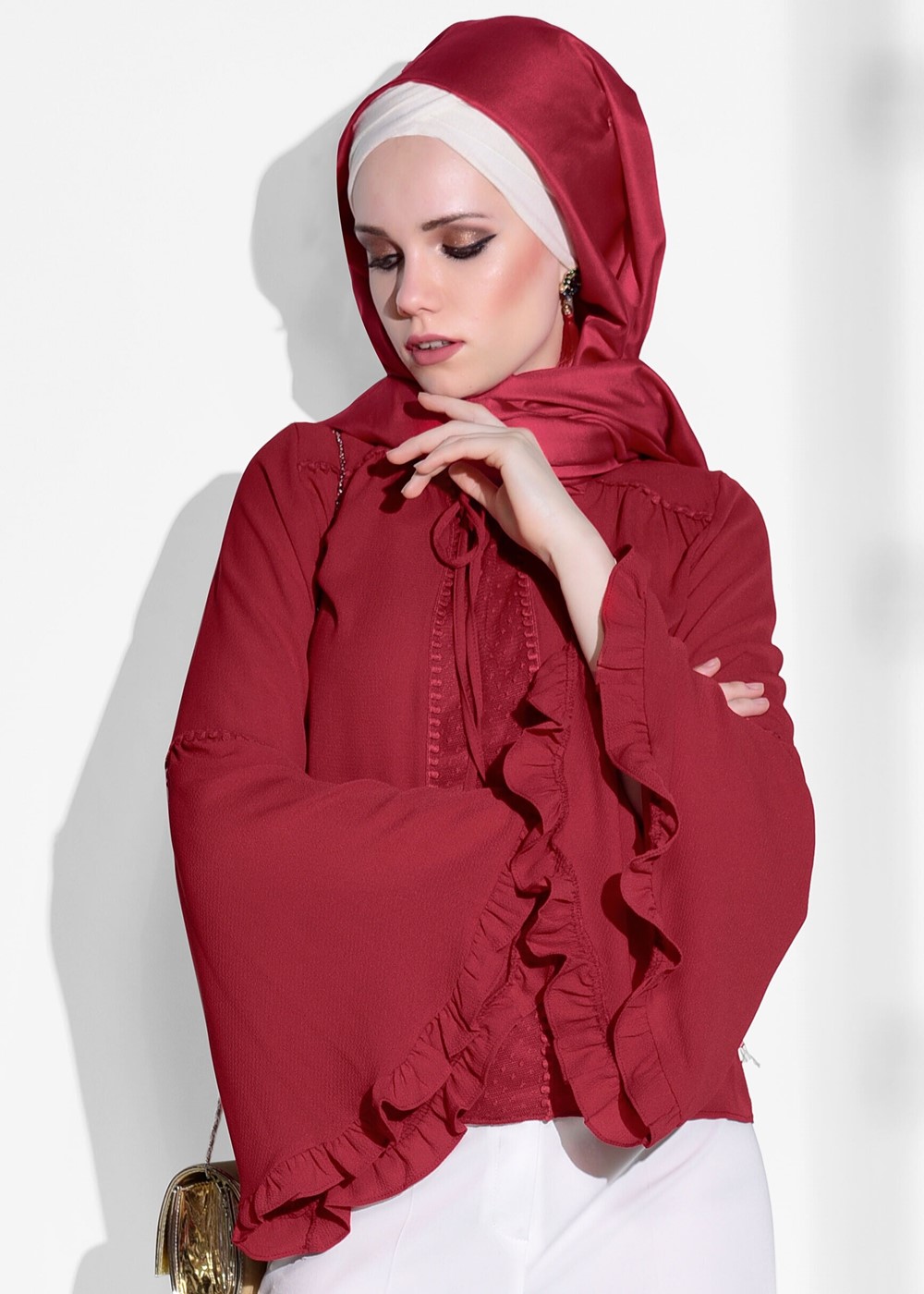 Tesettür giyim KIRMIZI KOLLARI VOLANLI BLUZ 7142