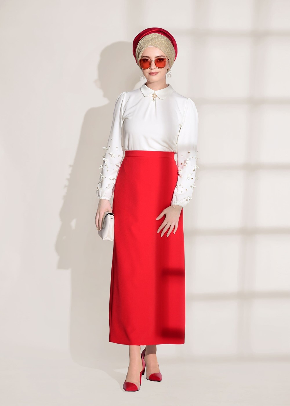 Tesettür giyim KREM T 7907 Armalin- Boncuk İşlemeli Erkek Yaka Bluz