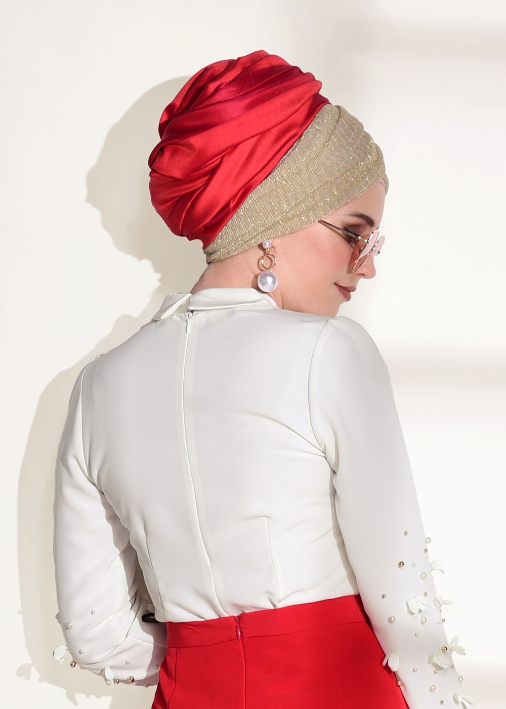 Tesettür giyim KREM T 7907 Armalin- Boncuk İşlemeli Erkek Yaka Bluz