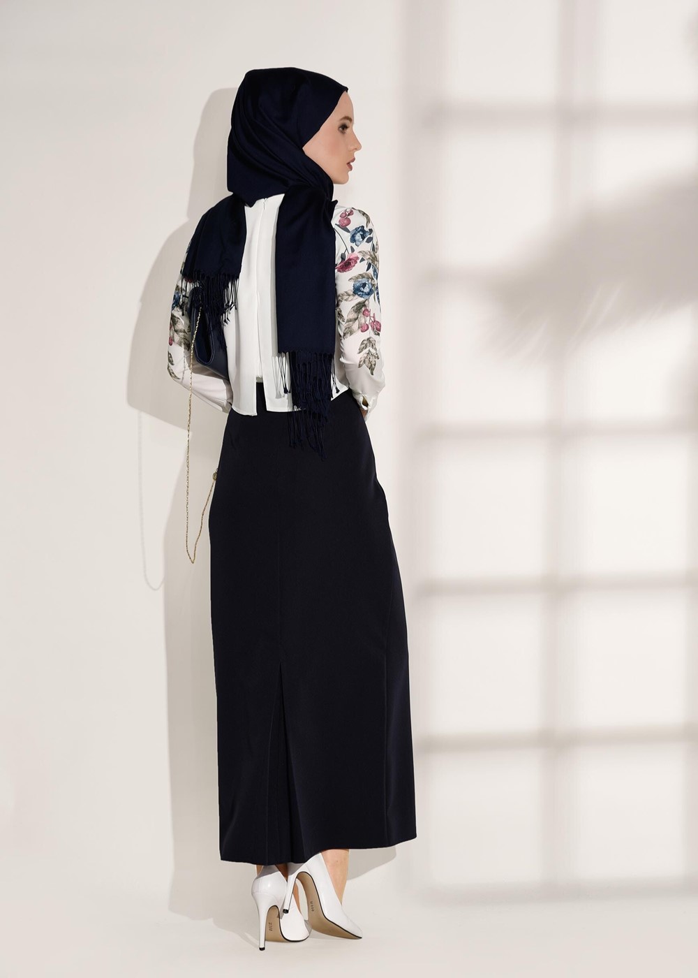 Tesettür giyim KREM T 8094 Armalin-Çiçek Desenli Bluz