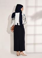 Tesettür giyim LACİVERT T 8094 Armalin-Çiçek Desenli Bluz