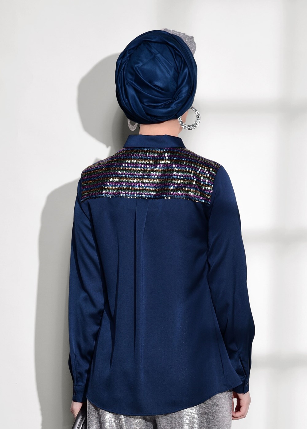 Vêtements hijab BLEU MARINE TUNIQUE DÉTAIL PAILLETTE 8402