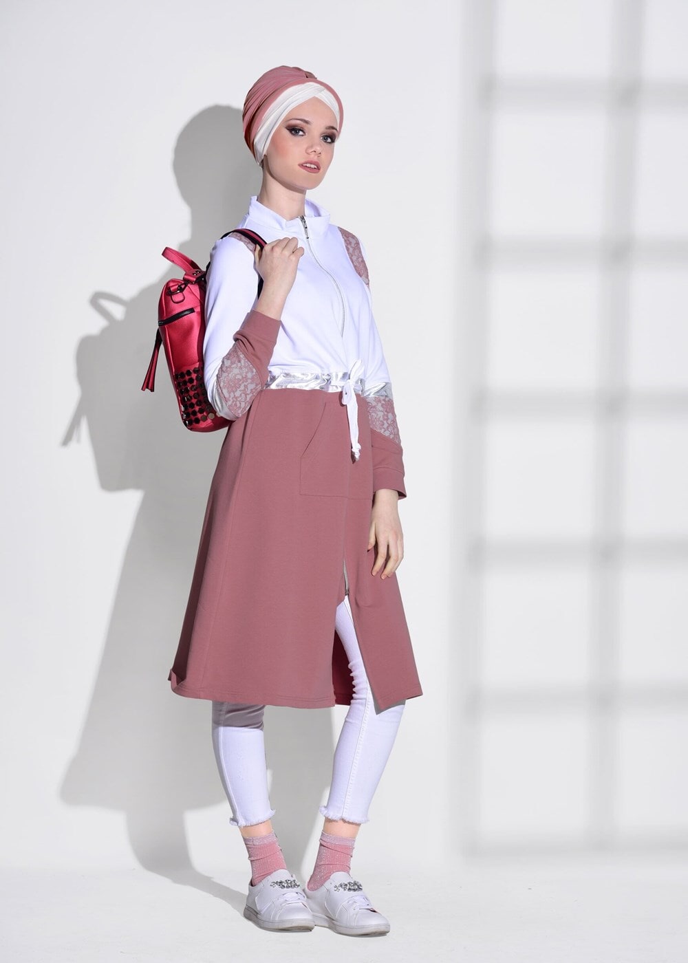 Tesettür giyim PEMBE DANTEL DETAYLI SPOR CEKET 5018 