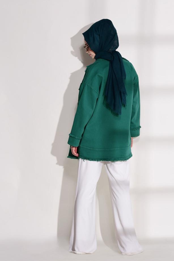 Tesettür giyim  PÜSKÜL DETAYLI DENİM CEKET 8126 - TRENDTESETTÜR